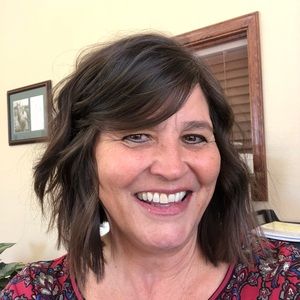 Meet your Posher, Debra